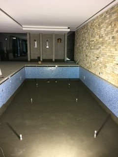 Piscina en construcción